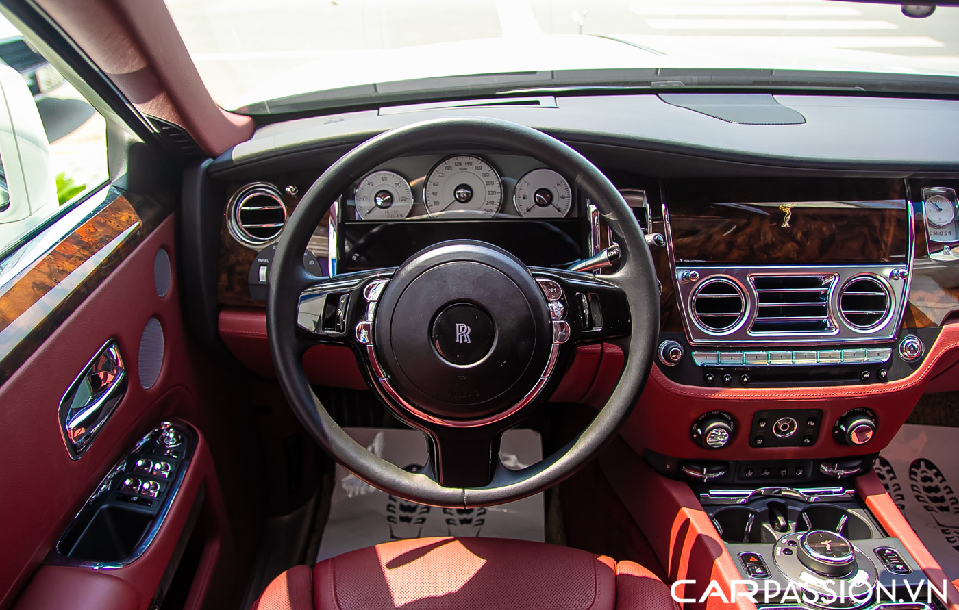 Rolls-Royce Ghost Series II (113).JPG
