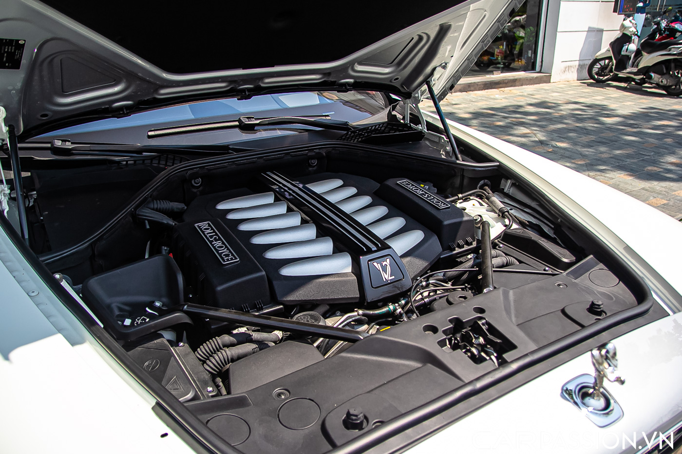 Rolls-Royce Ghost Series II (139).JPG