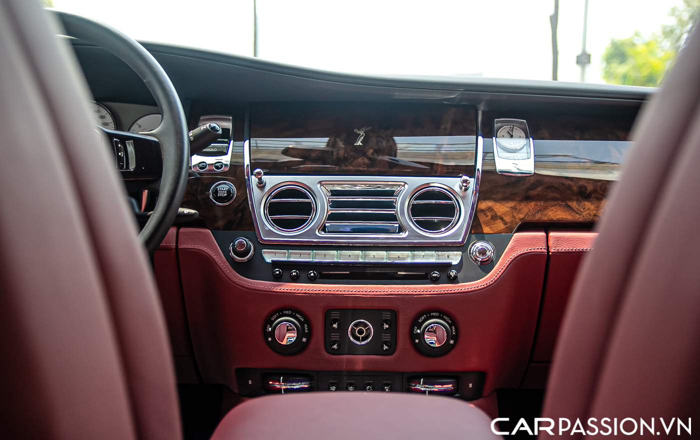 Rolls-Royce Ghost Series II (147).JPG