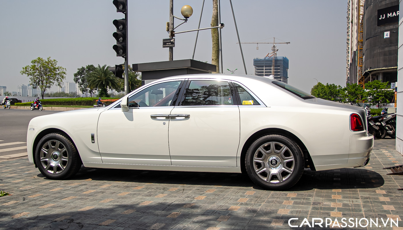 Rolls-Royce Ghost Series II (18).JPG