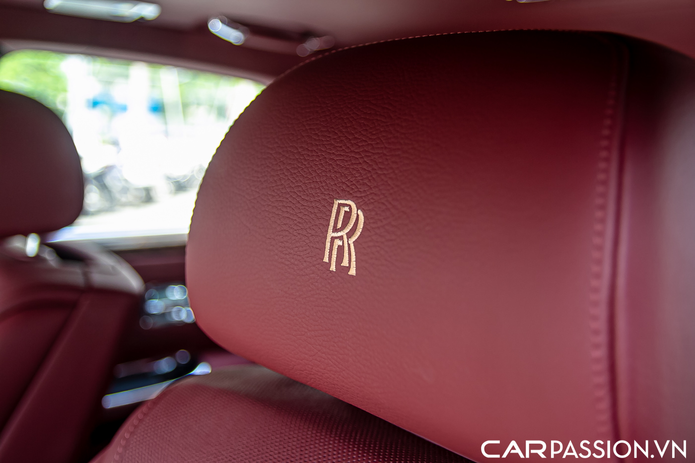 Rolls-Royce Ghost Series II (92).JPG