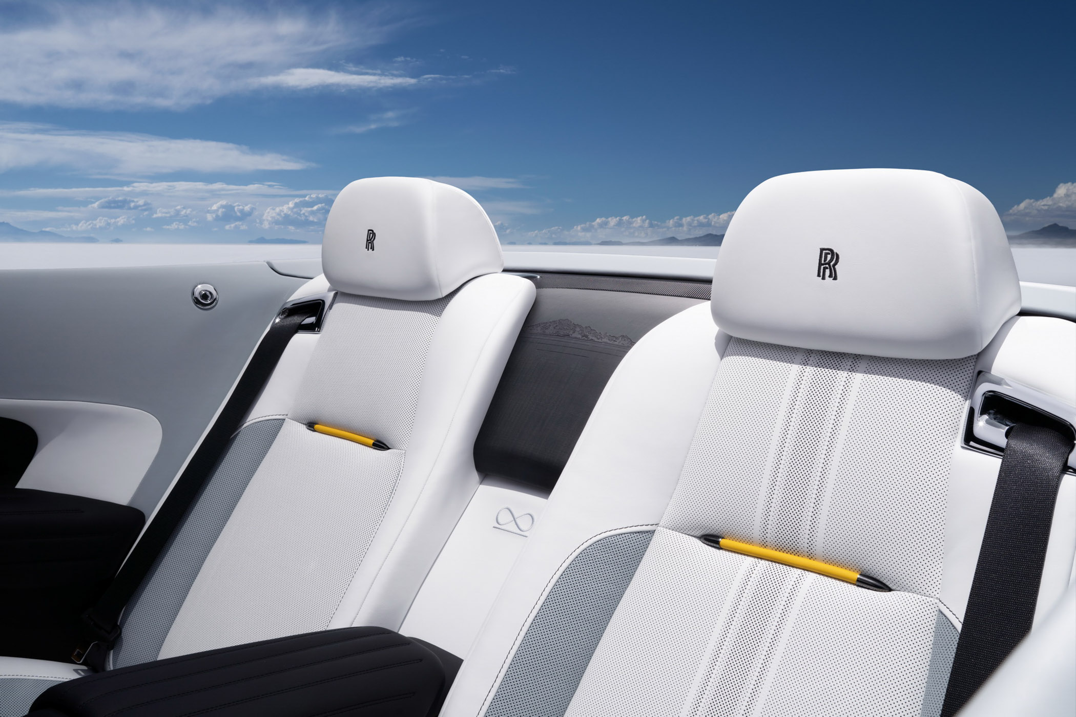 Rolls-Royce Landspeed Collection (3).JPG