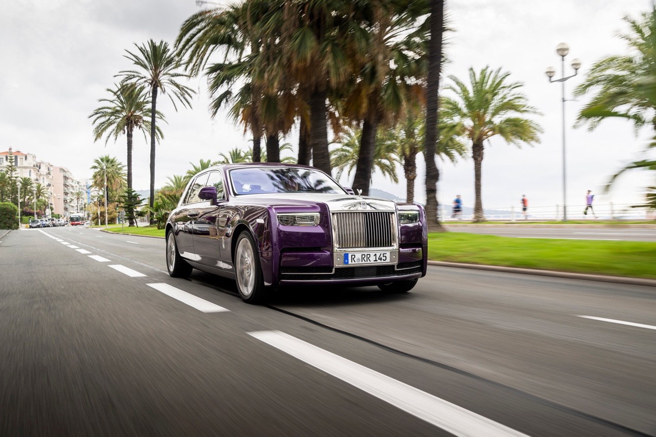 Rolls-Royce mang 12 xe Bespoke anh 2.jpeg