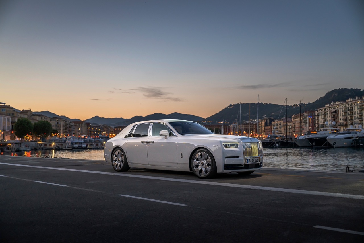 Rolls-Royce mang 12 xe Bespoke anh 6.jpeg