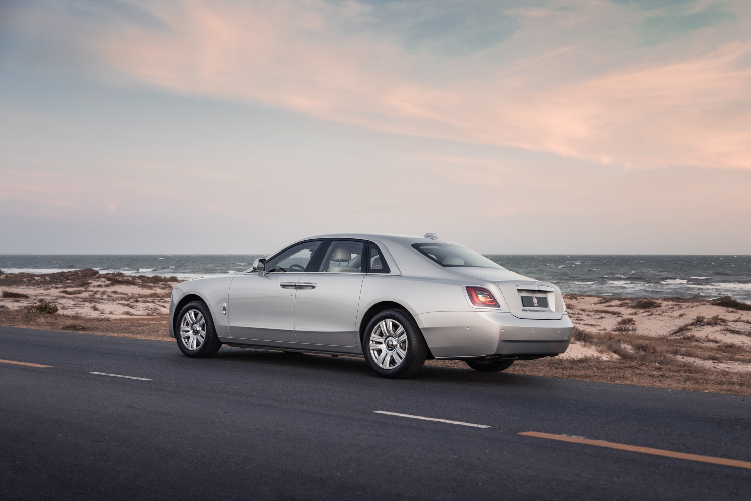 Rolls-Royce-New-Ghos-vung-tau-anh__5.JPG