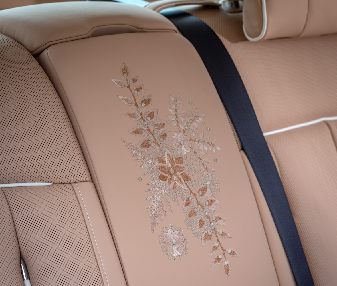Rolls-Royce-Phantom-Dentelle-anh-_3.jpg