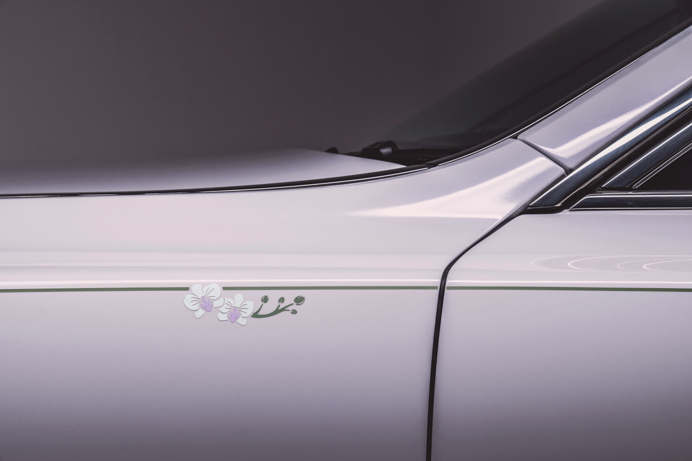 Rolls-Royce Phantom Orchid (15).JPG