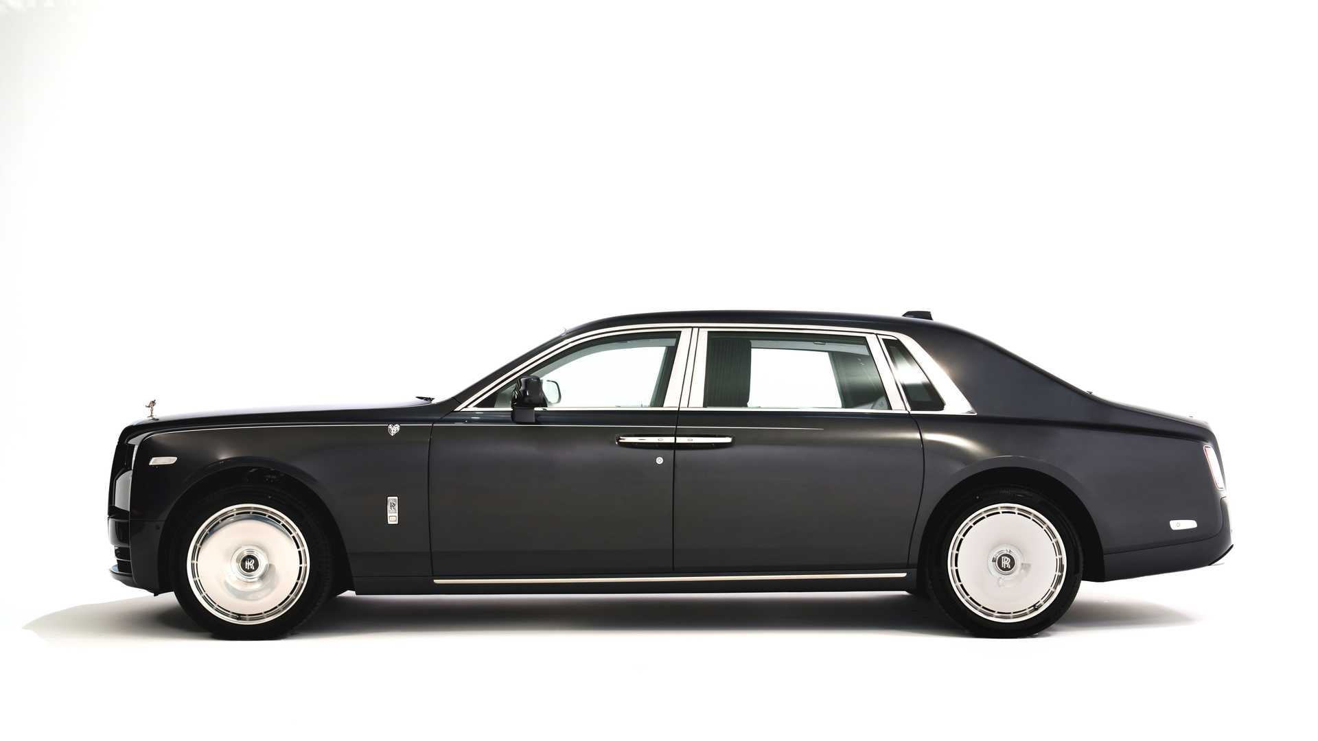 Rolls-Royce Phantom VIII (6).jpg