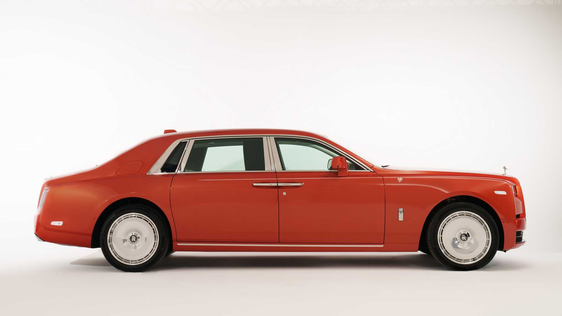 Rolls-Royce Phantom VIII (9).jpg