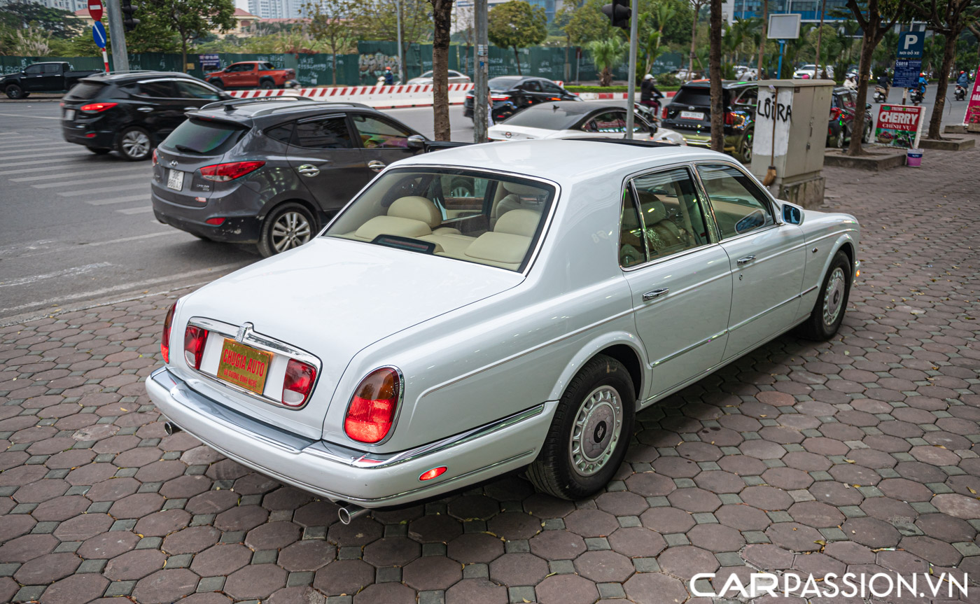 Rolls-Royce Silver Seraph (127).JPG