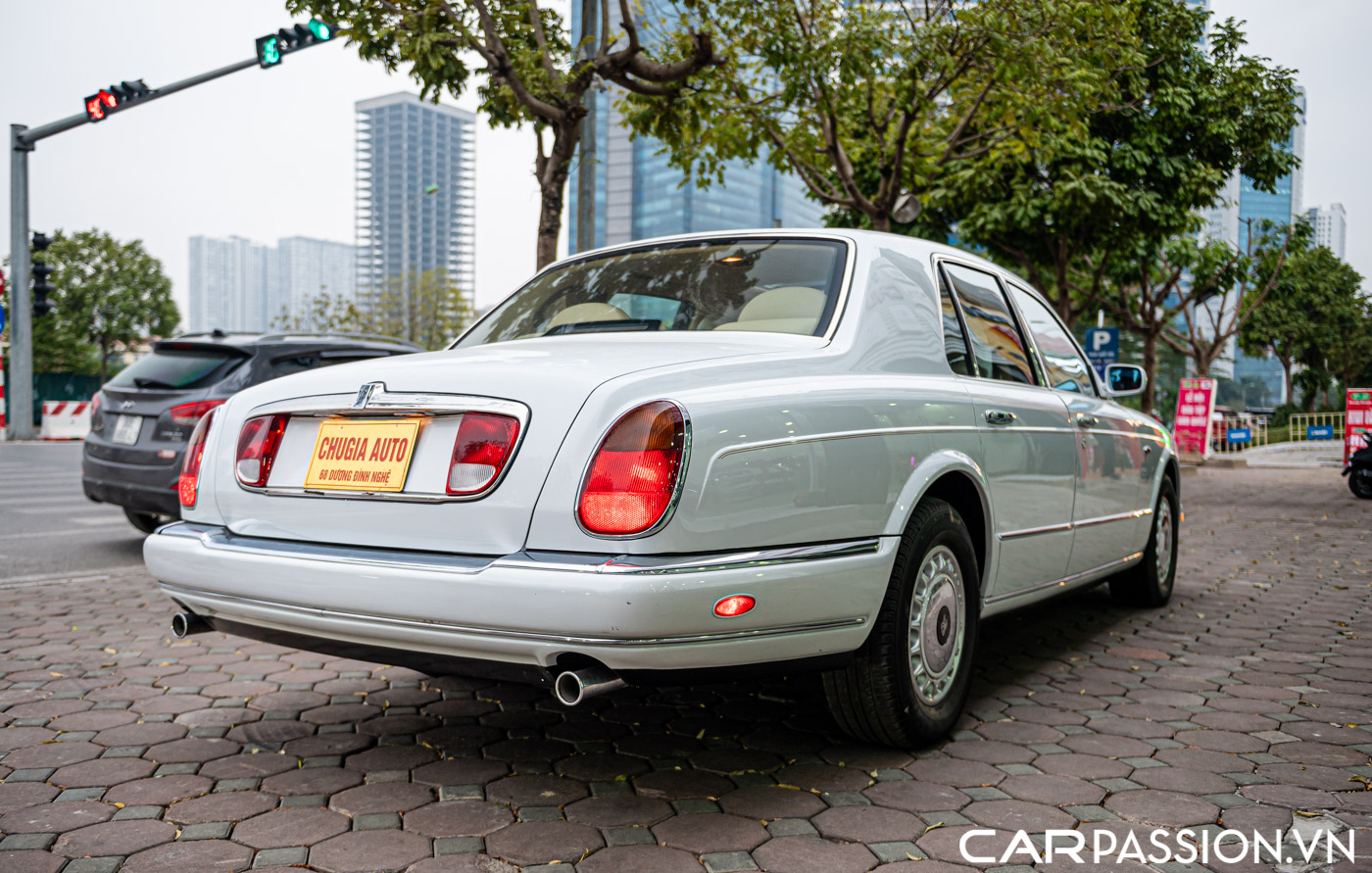 Rolls-Royce Silver Seraph (128).JPG