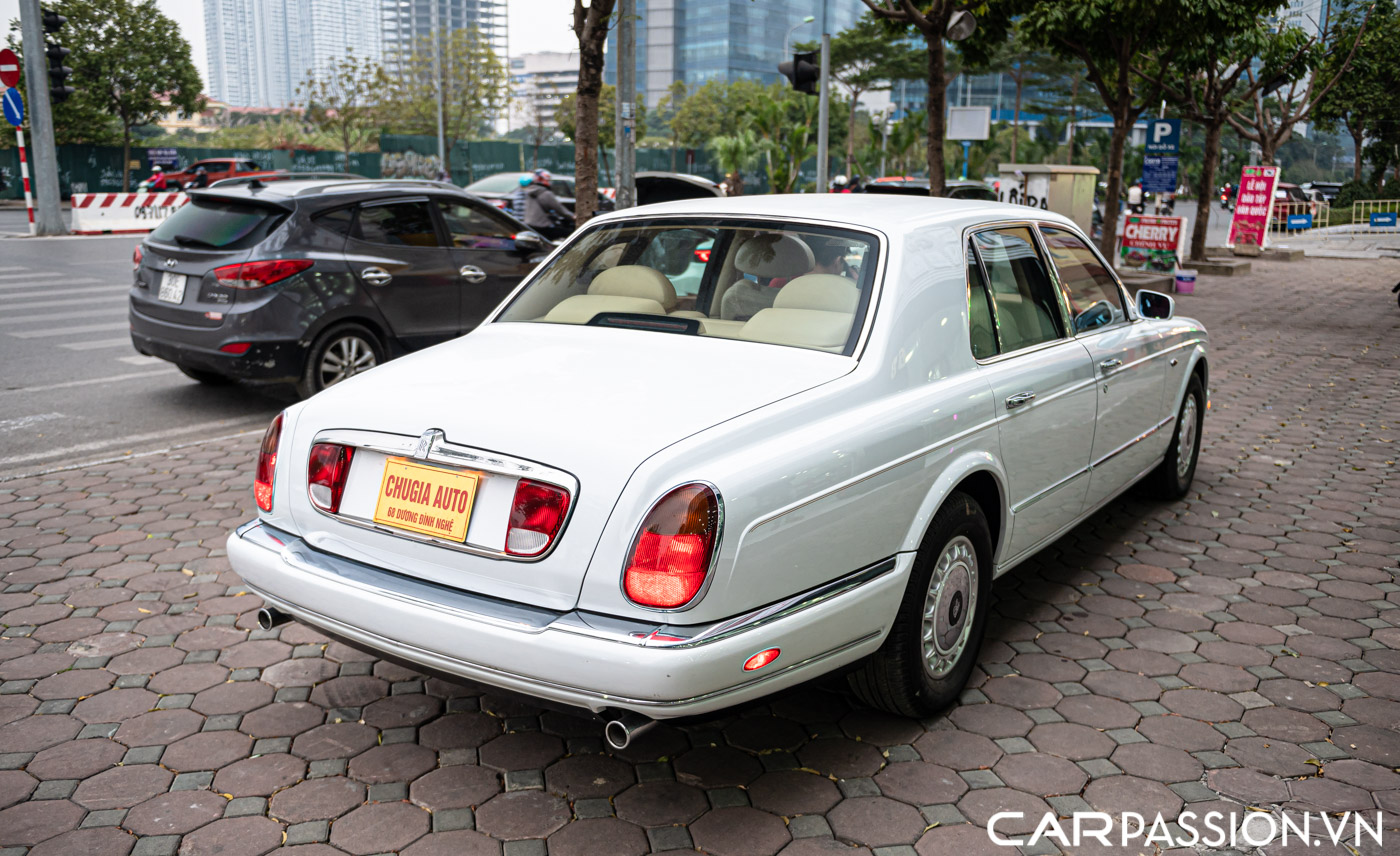 Rolls-Royce Silver Seraph (129).JPG