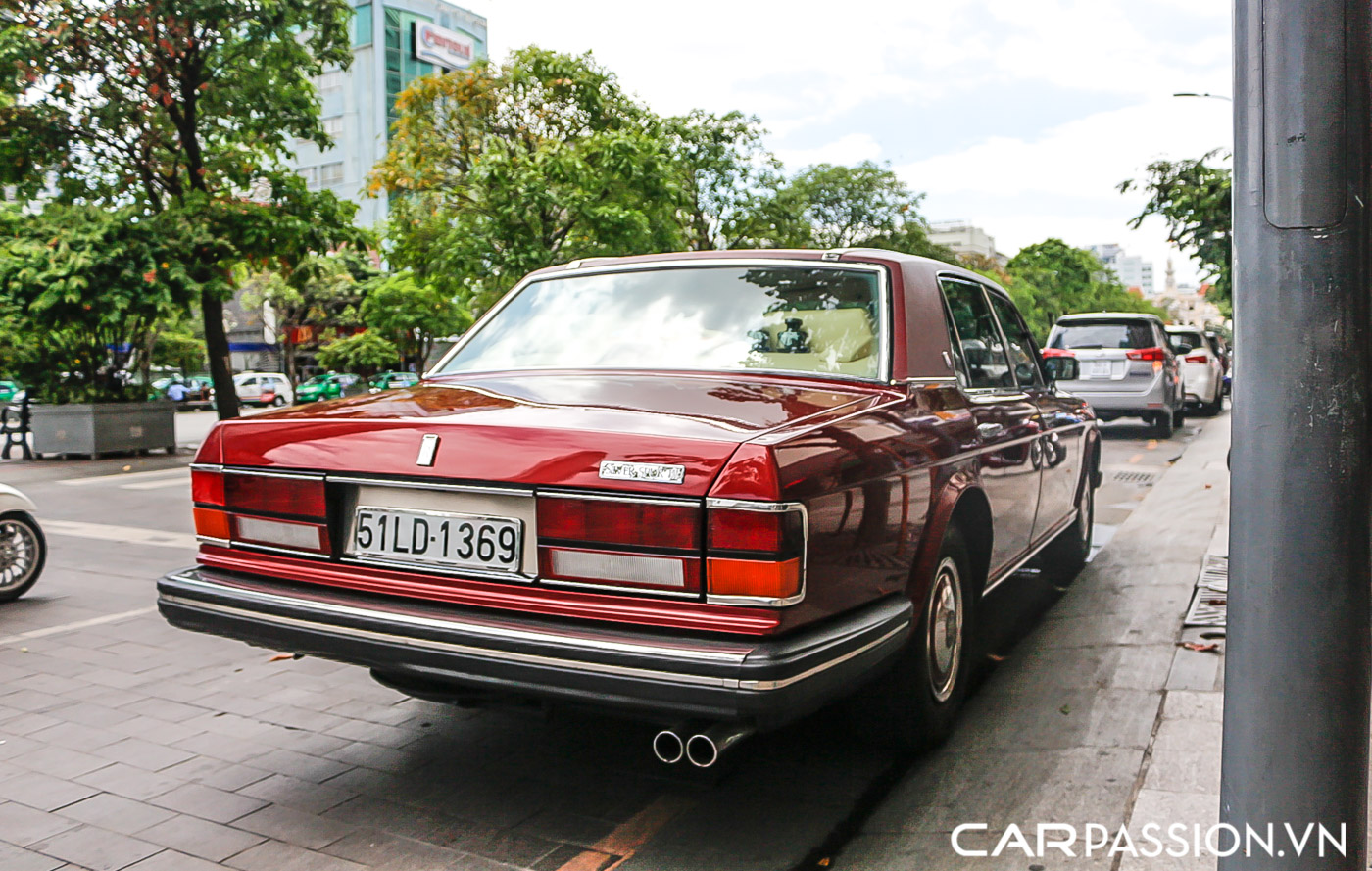 Rolls-Royce Silver Spur III (3).JPG