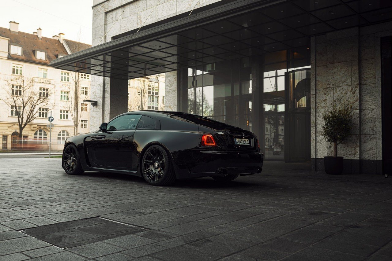 Rolls-Royce-Wraith-Black-Badge-Overdose (12).jpg