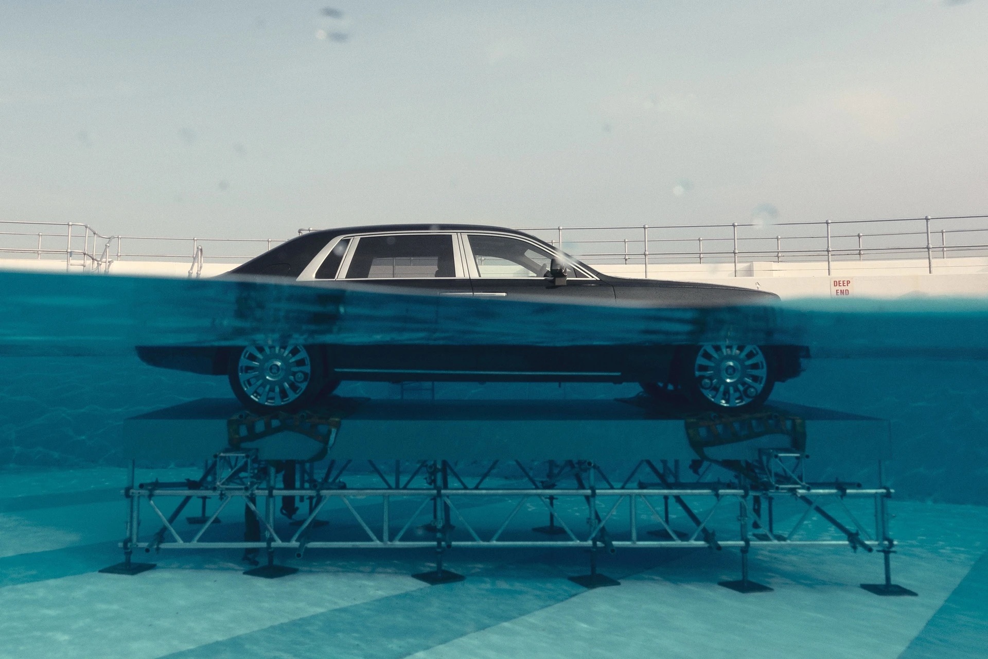 Rolls_Royce_Phantom_Tinside_Lido_9.jpg