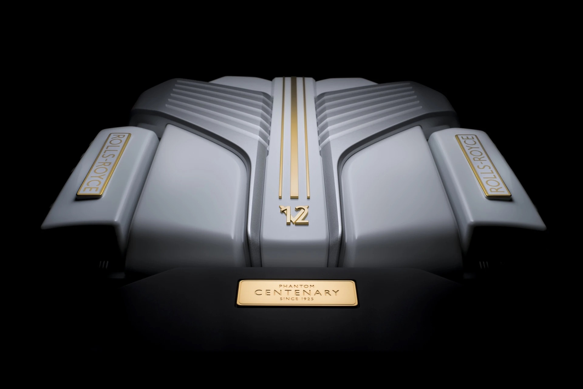 Rolls_Royce_V12_Engine_1.jpeg