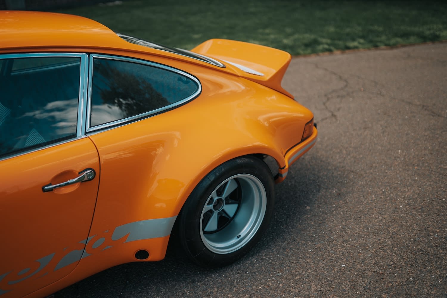 rsr-project-21-g-series-porsche-911-restomod_1713.jpg