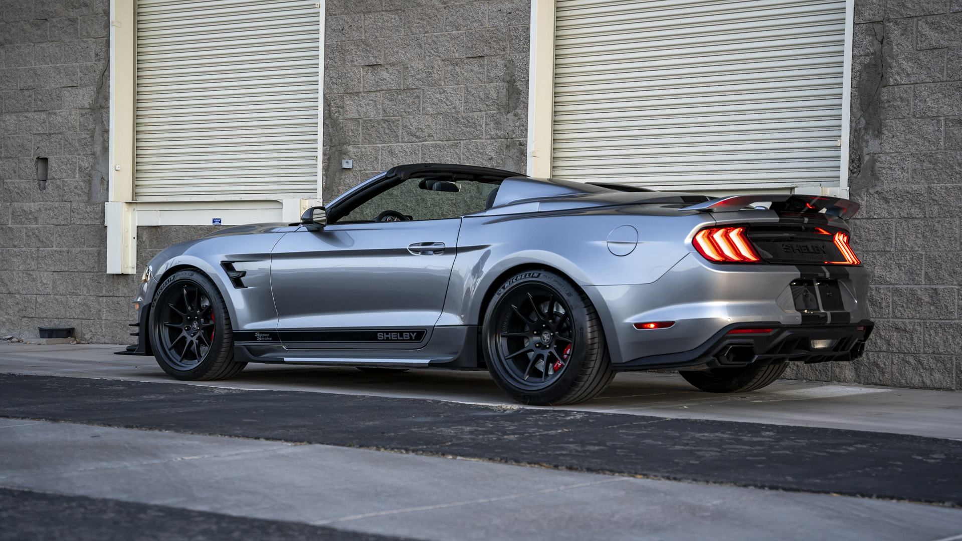 Shelby-Super-Snake-Speedster-3.jpg