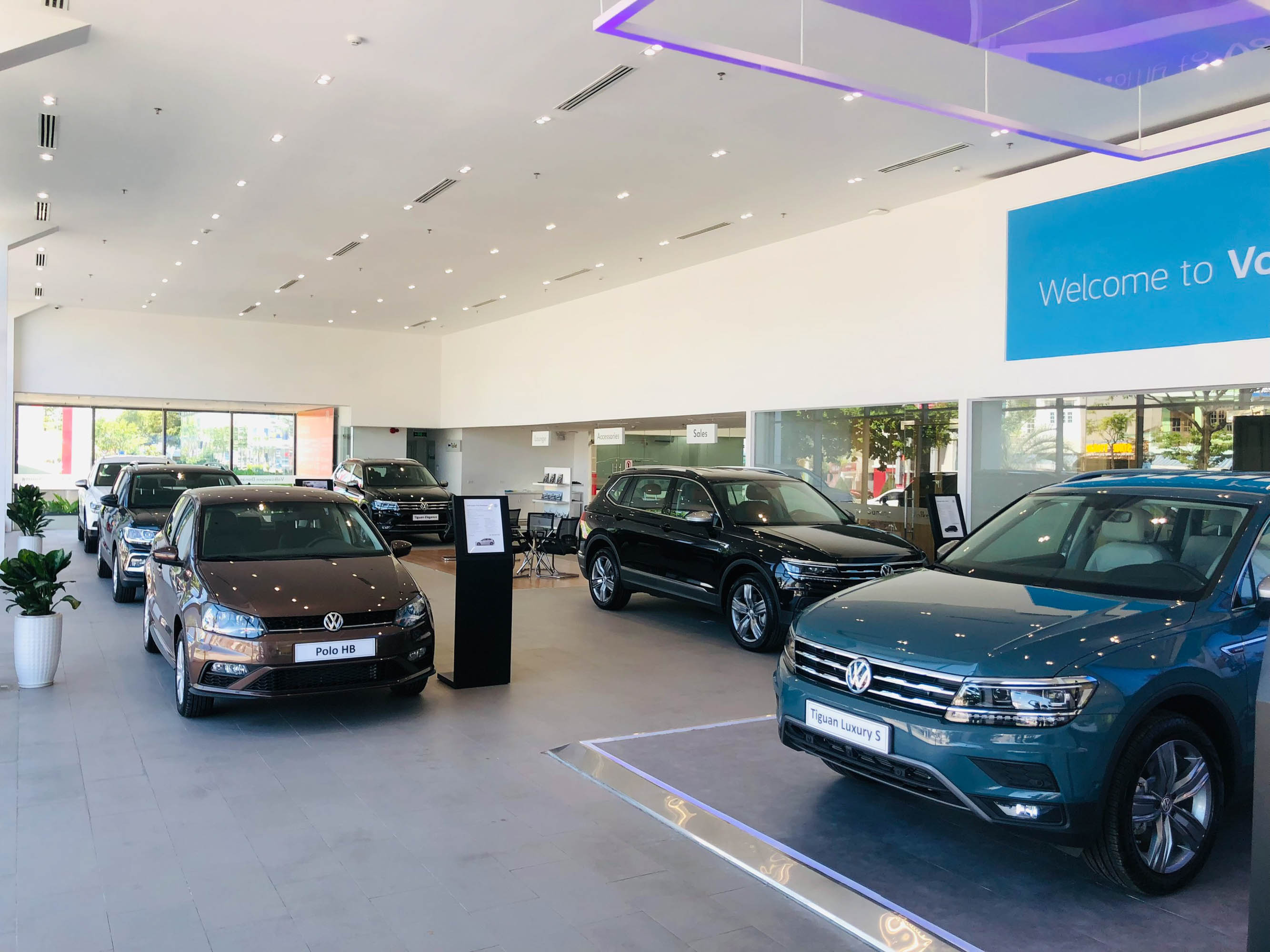 showroom-volkswagen-Da-nang-anh-_7.jpg