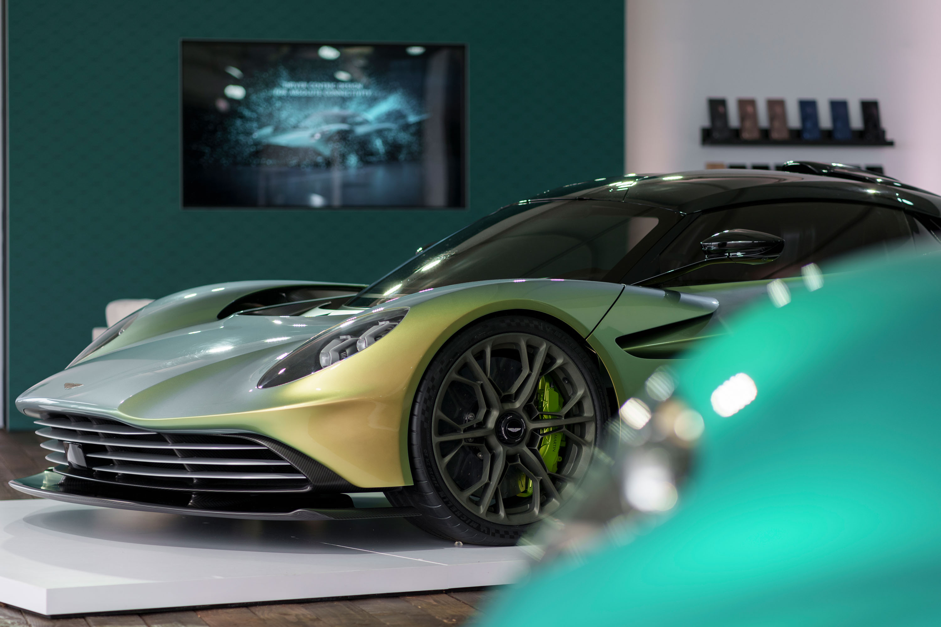 sieu-xe-Aston Martin Valhalla-anh-_9.jpg