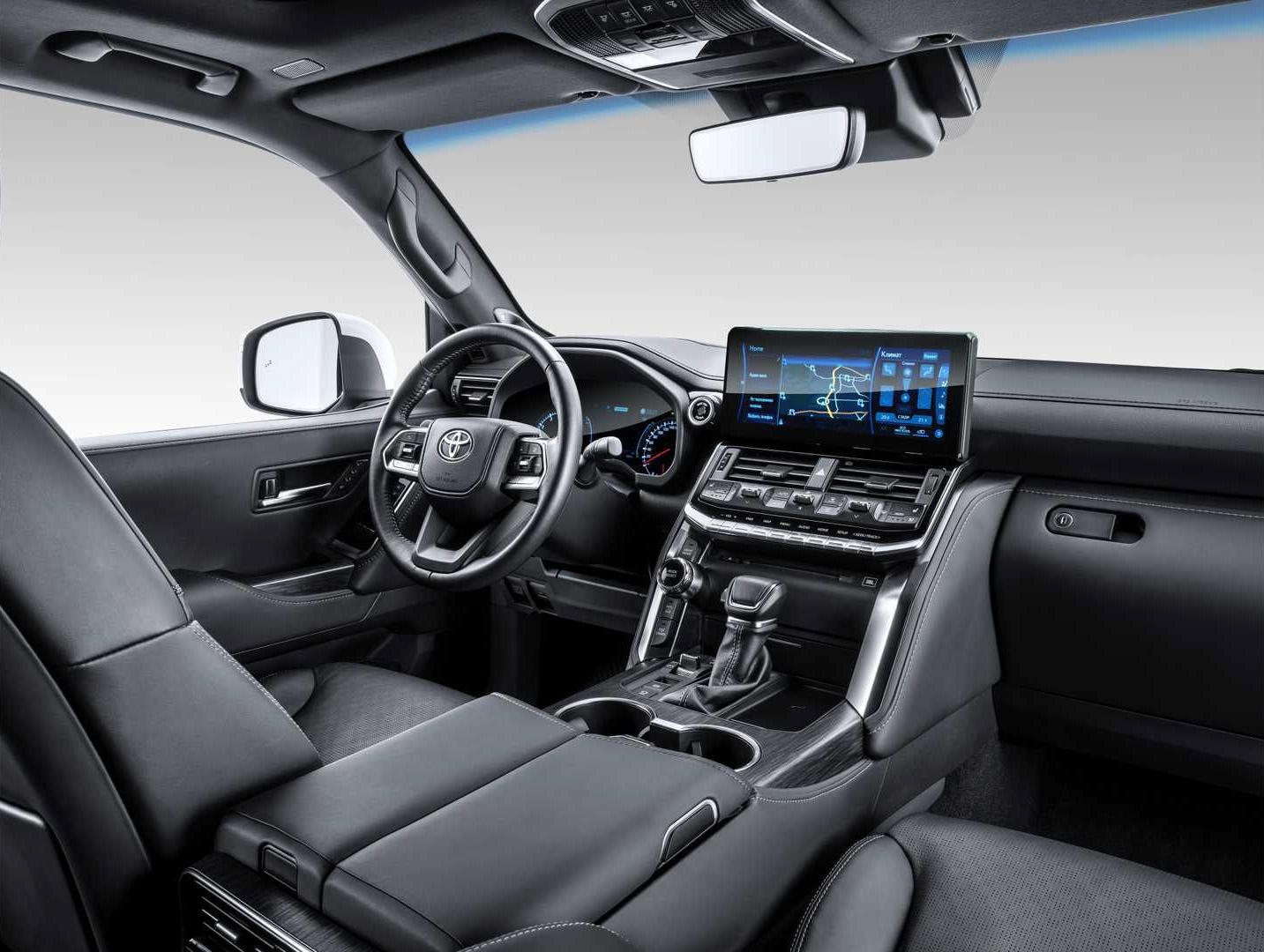 so-sanh-toyota-land-cruiser-2020-lc300-co-gi-moi-anh-6.jpg