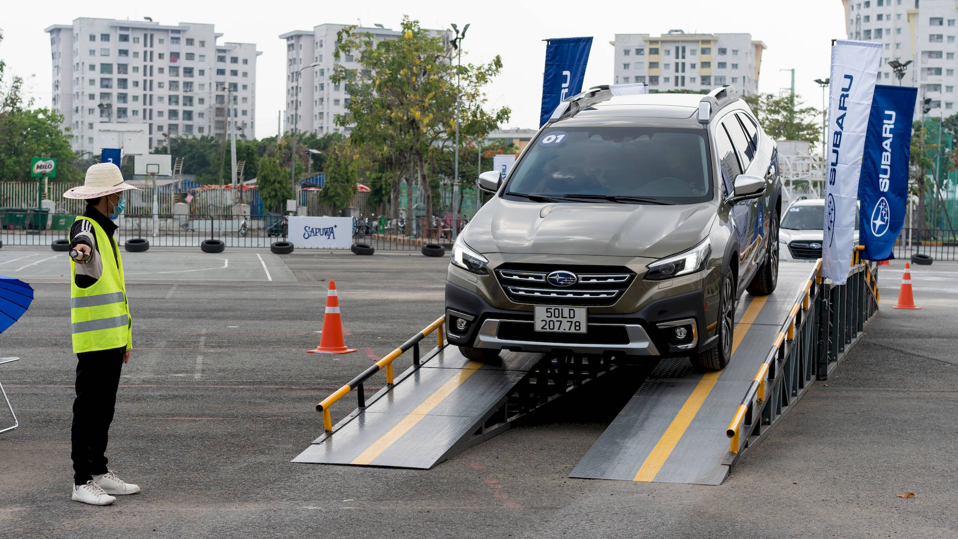 subaru-outback-2023-vanhanh-03.jpg