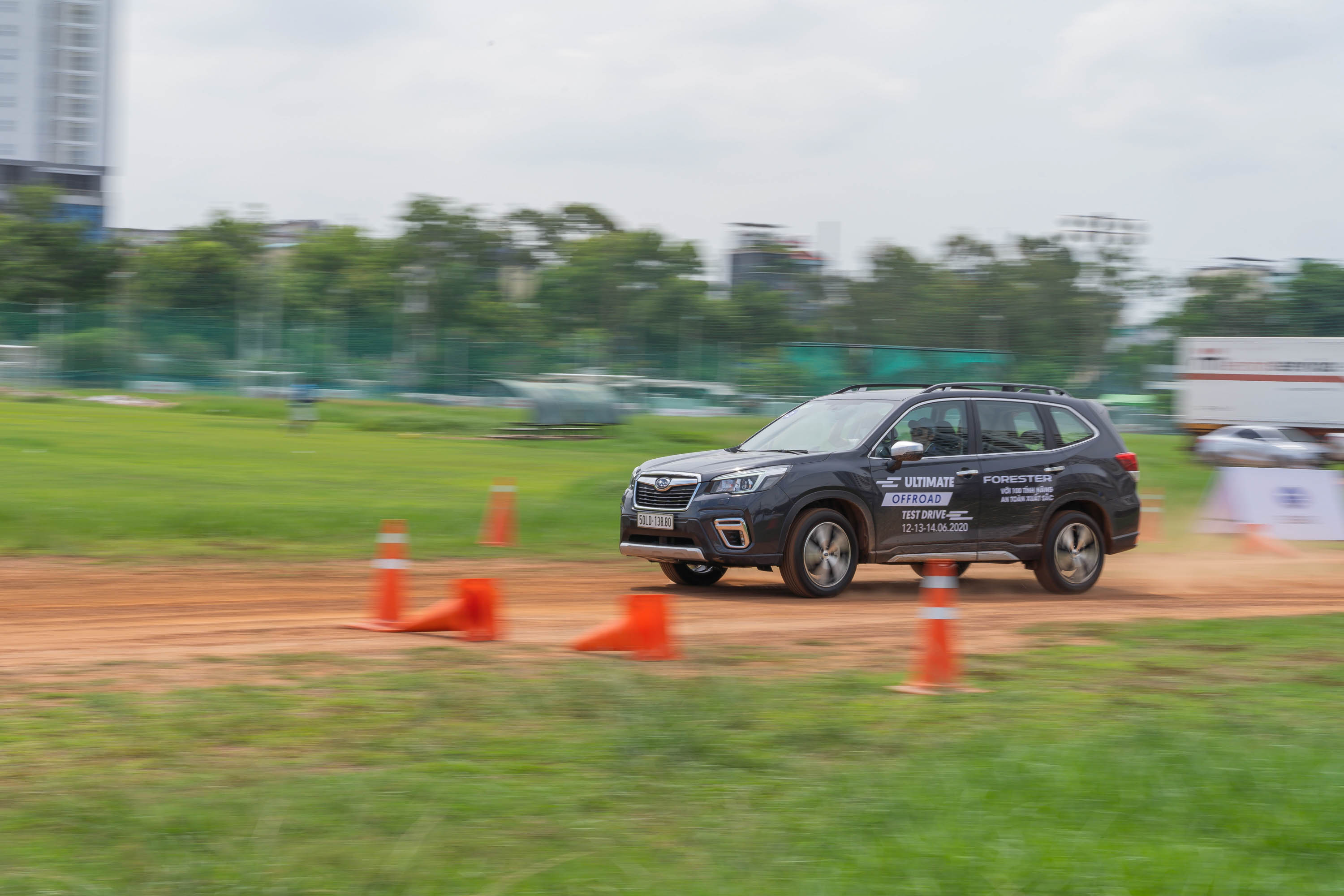 subaru-uu-dai-chao-nam-moi-anh-_7.JPG