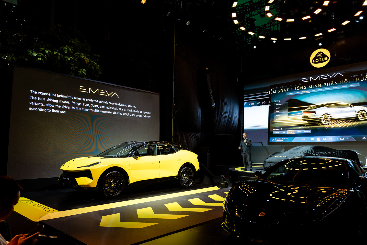 SUV-Lotus Eletre-anh-_14.jpg