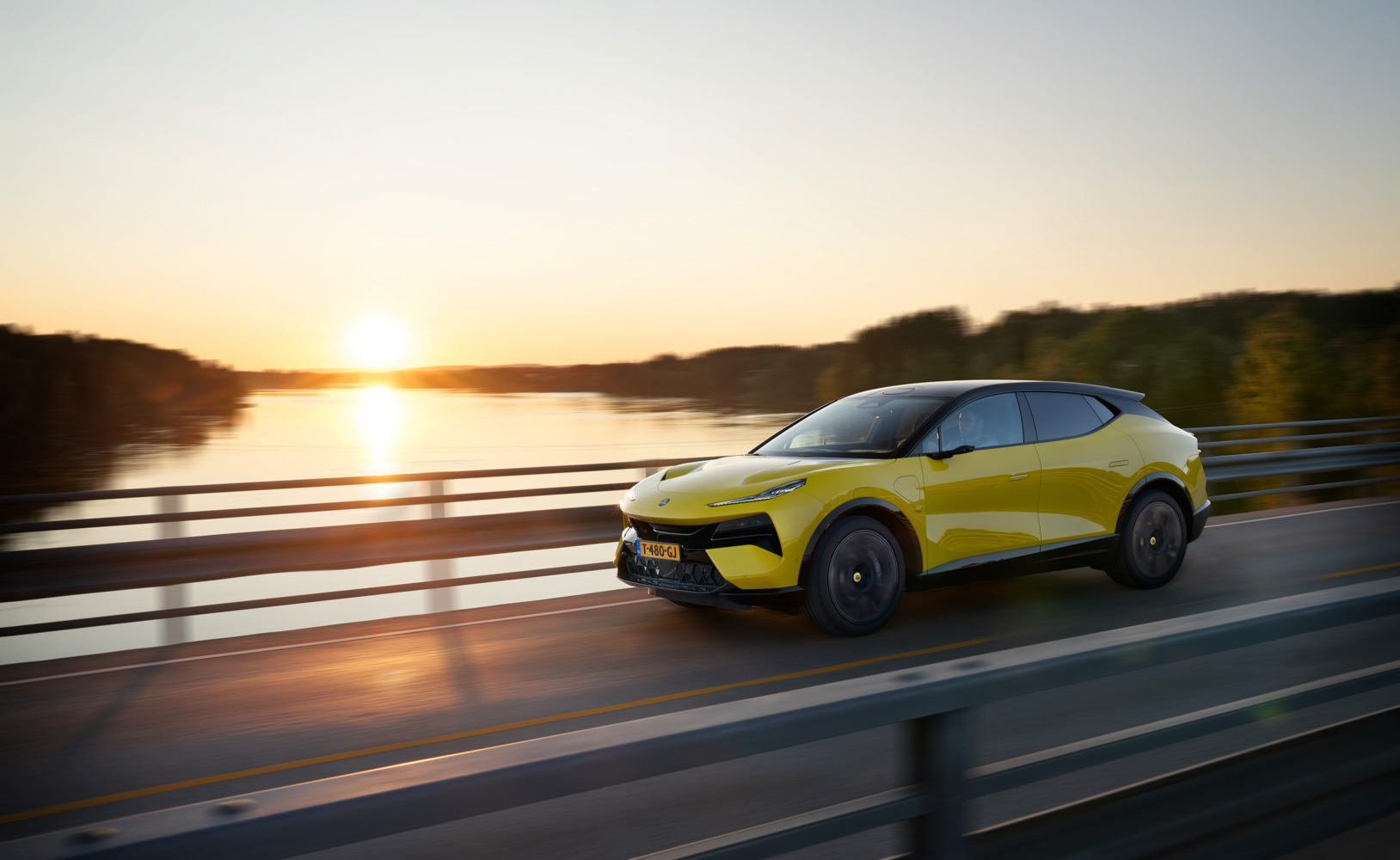 SUV-Lotus Eletre-anh-_34.jpg