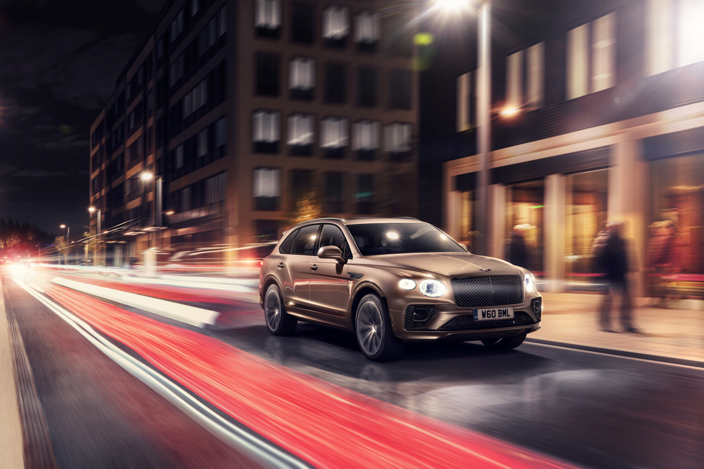 SUV-siêu-sang-Bentley-Bentayga-Hybrid-sẵn-sàng-đến-tay-khách-hàng-tại-Châu-Âu-4.jpg