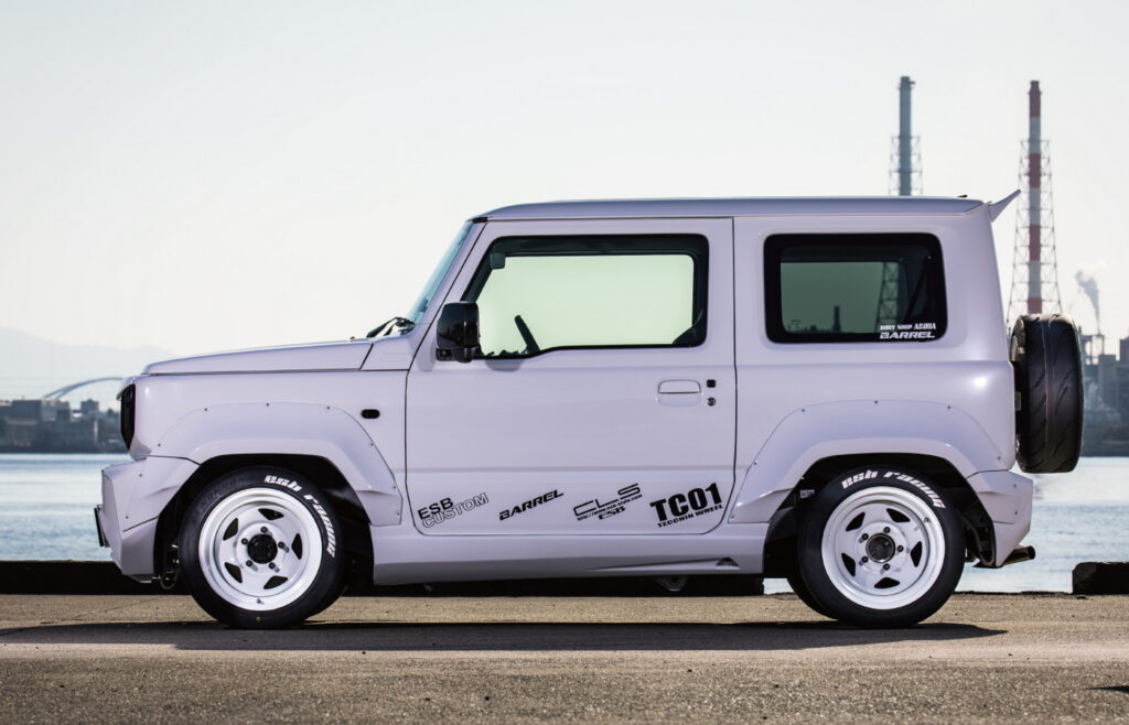 Suzuki Jimny (3).jpg