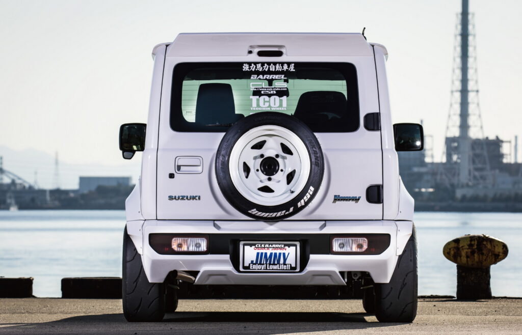 Suzuki Jimny (4).jpg