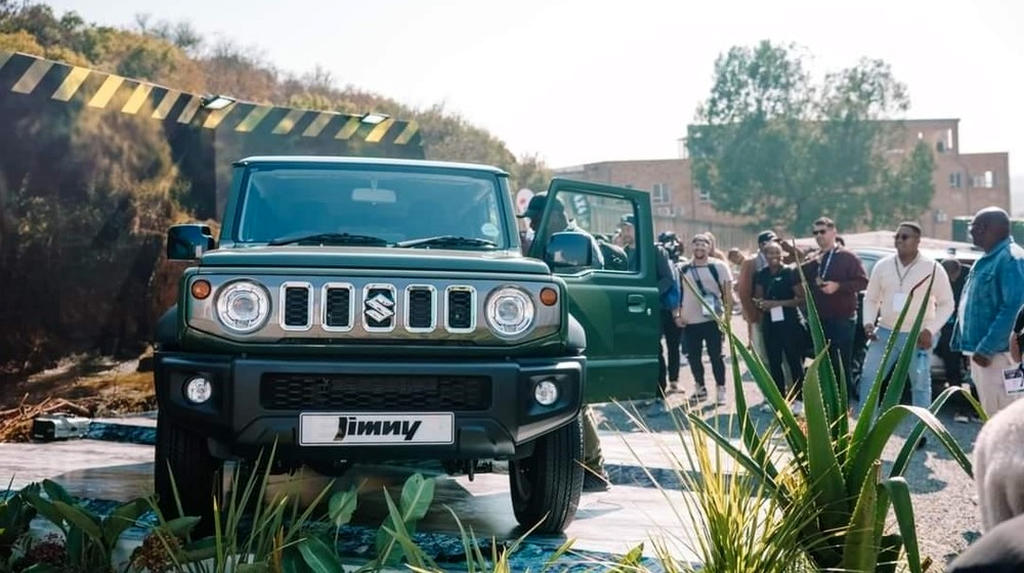 suzuki-jimny-5dr-namphi-01.jpg