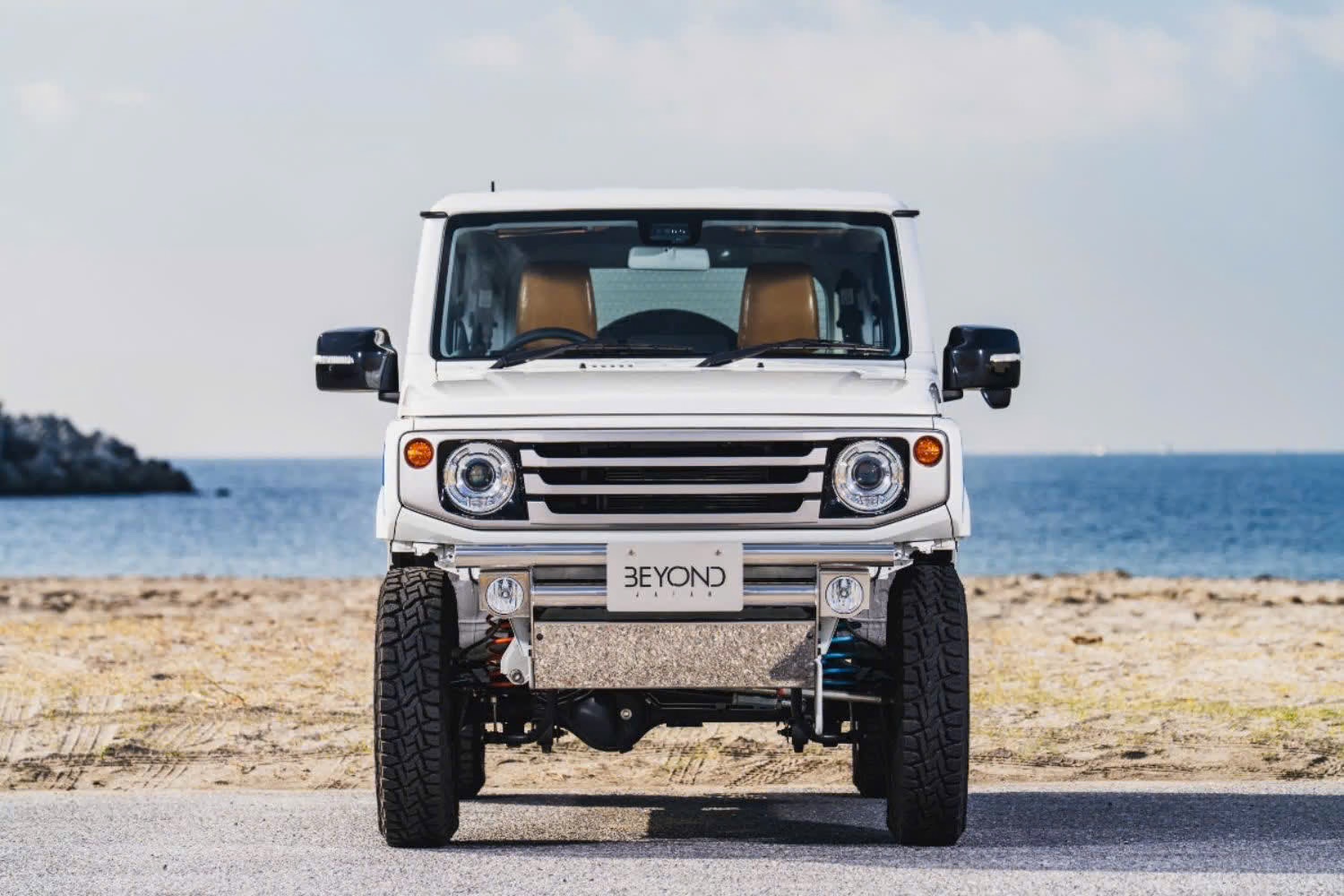 Suzuki Jimny Beyond JAPAN-anh-1.jpeg