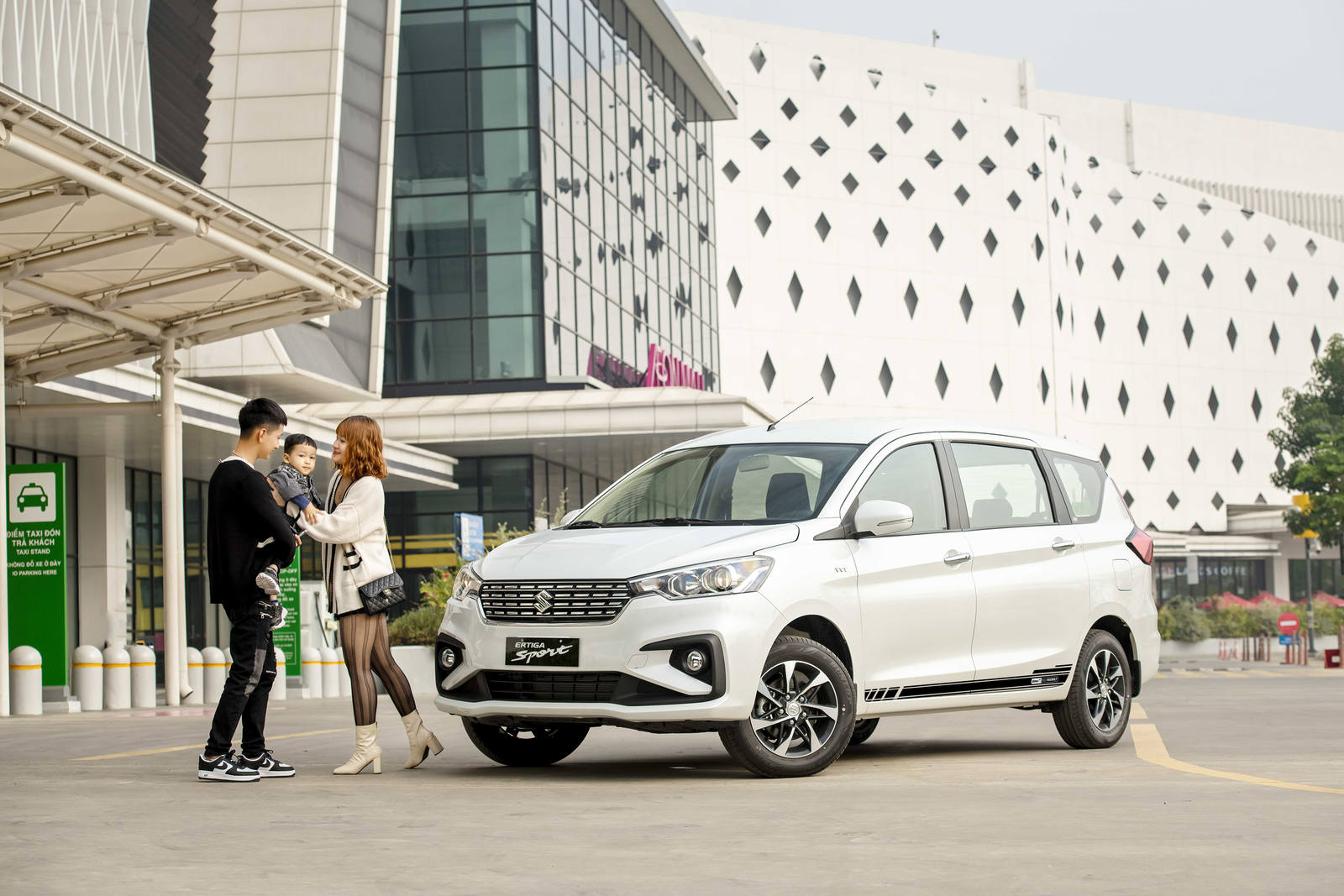 suzuki_ertiga_01.jpg