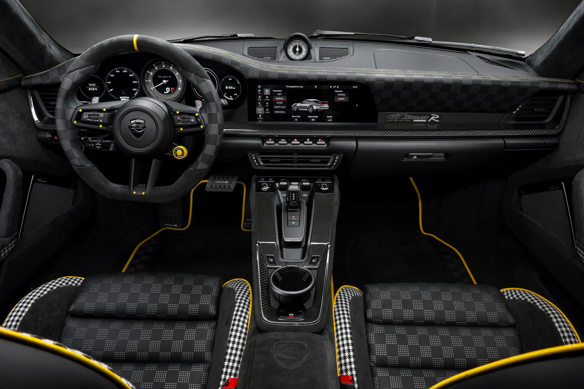 TechArt GTstreet R (15).JPG