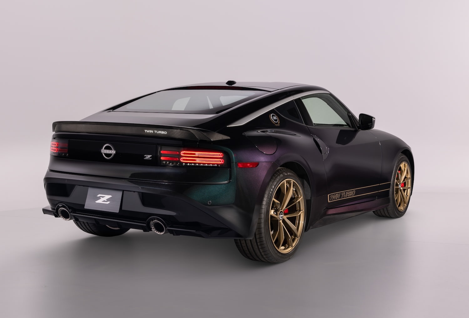 the-2026-nissan-z-heritage-edition-2-952914.jpg