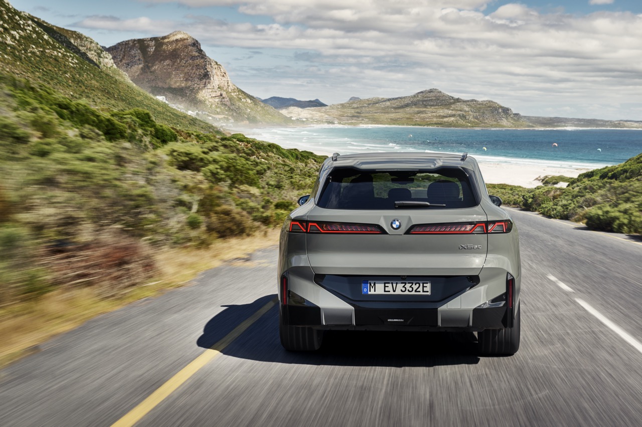 the-new-bmw-x5-and-i-anh-5.jpeg