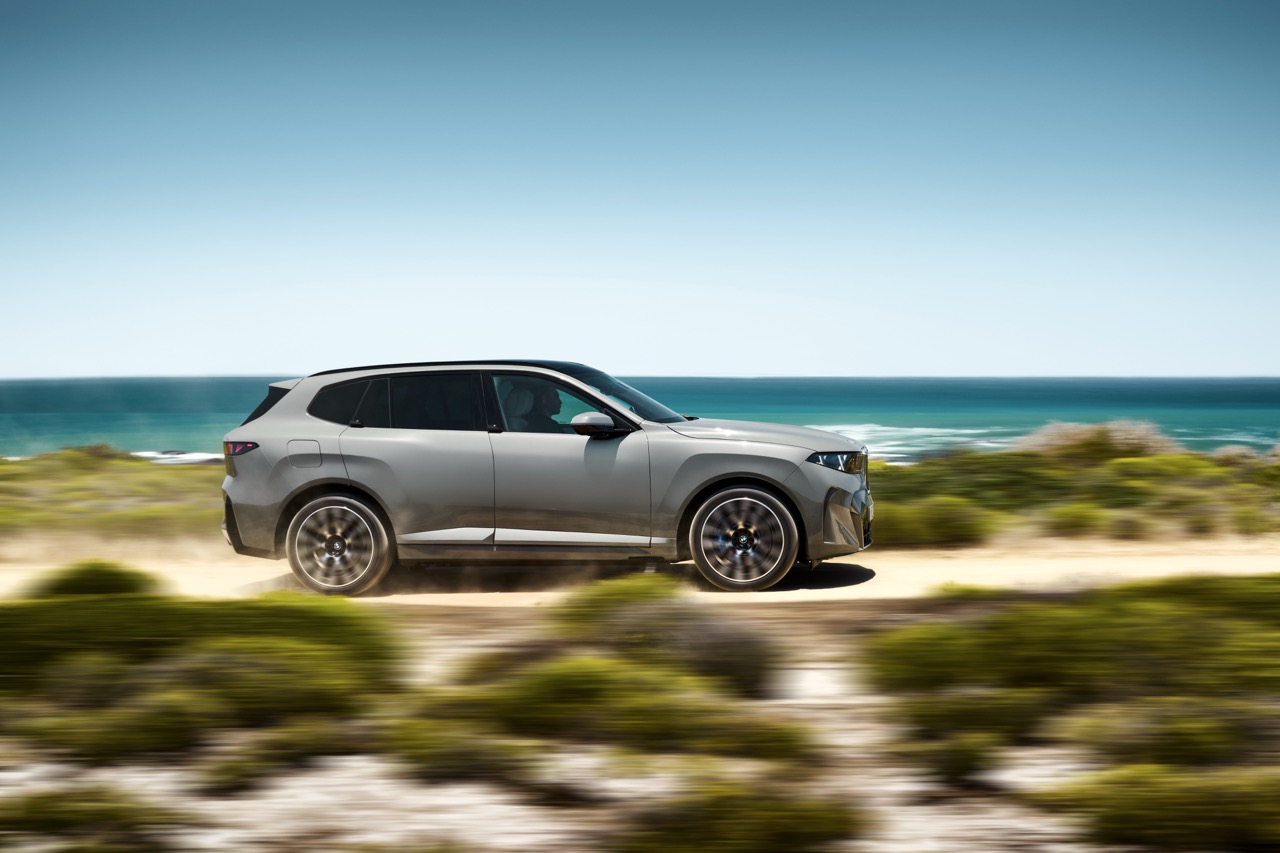 the-new-bmw-x5-and-i-anh-8.jpeg