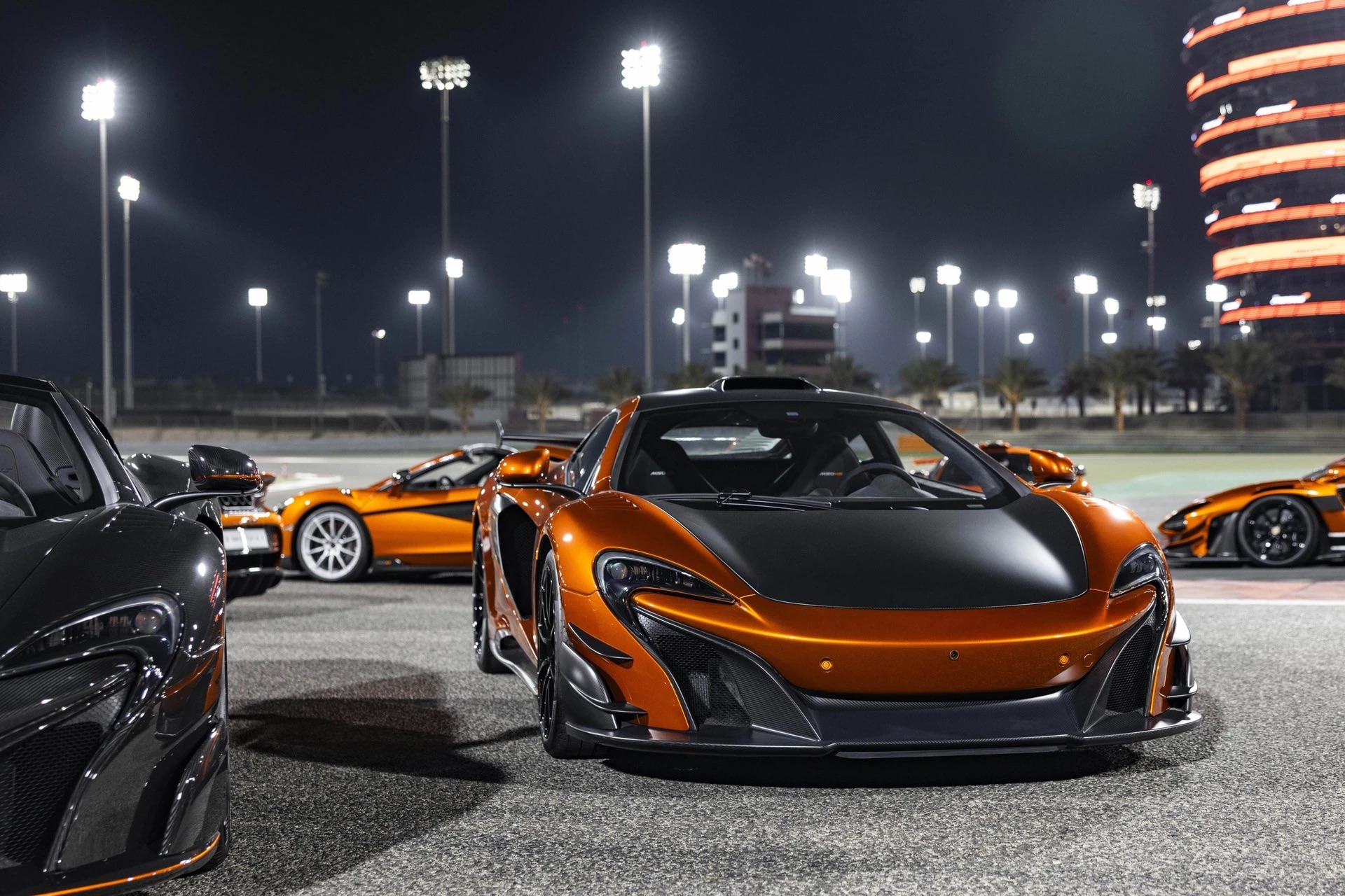 The_Mansour_Ojjeh_Collection_McLaren_2.jpg