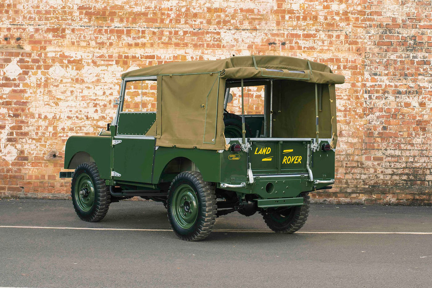 top 10 mẫu xe mở phân khúc (15).JPG