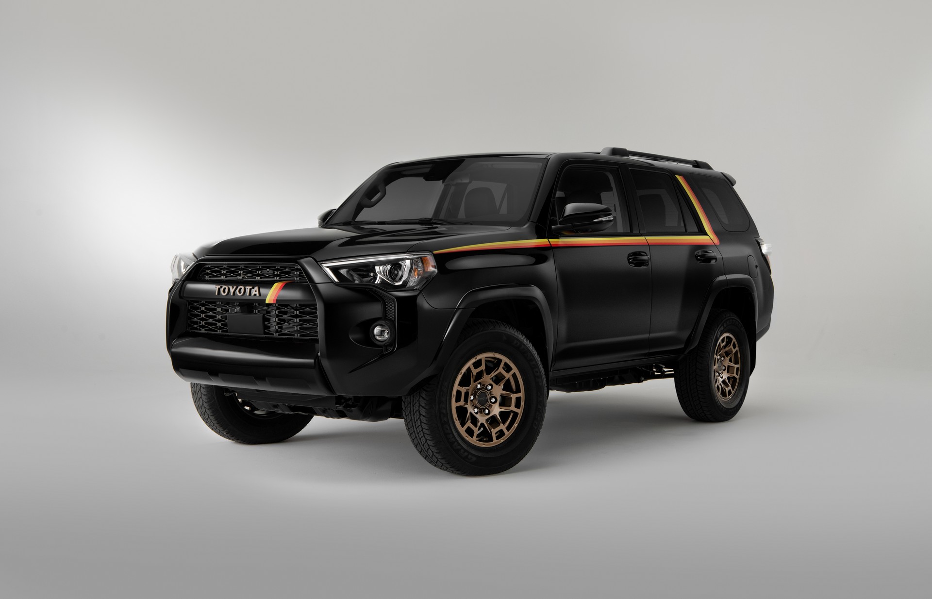 Toyota 4Runner (2).jpg