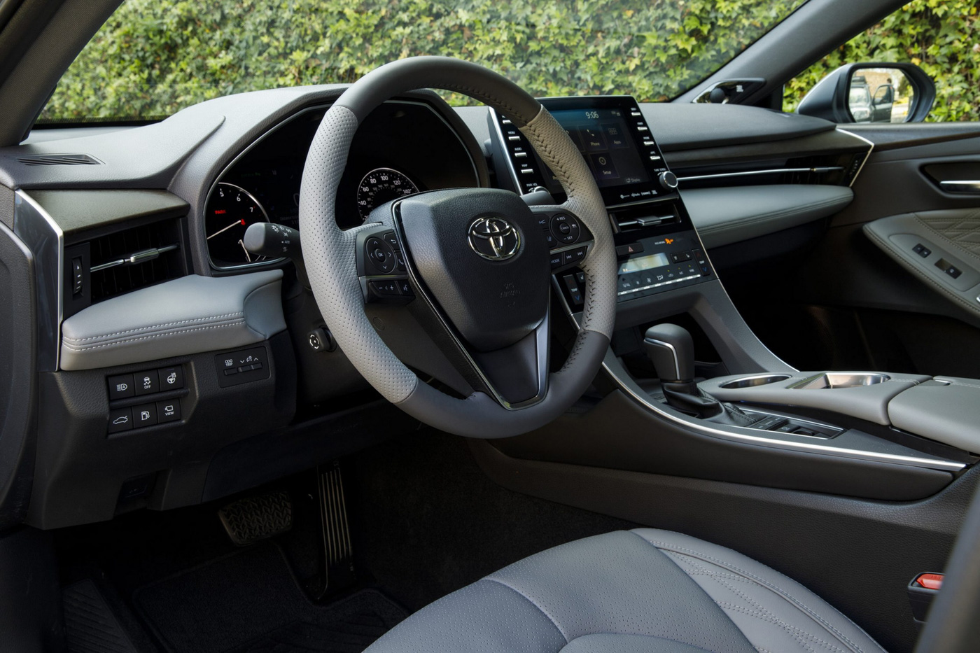 Toyota Avalon (19).JPG