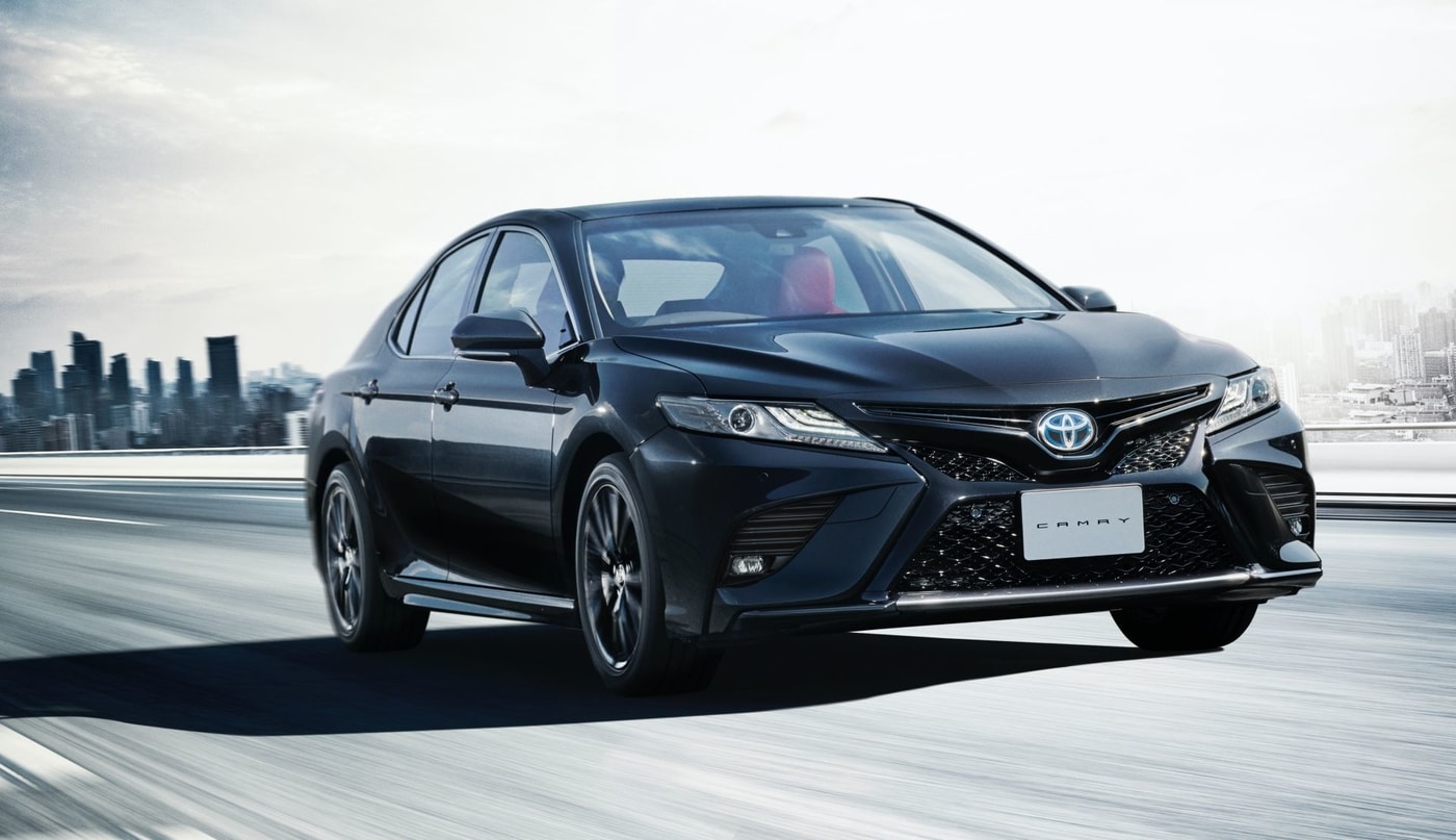 Toyota-Camry-Black-Edition.jpg
