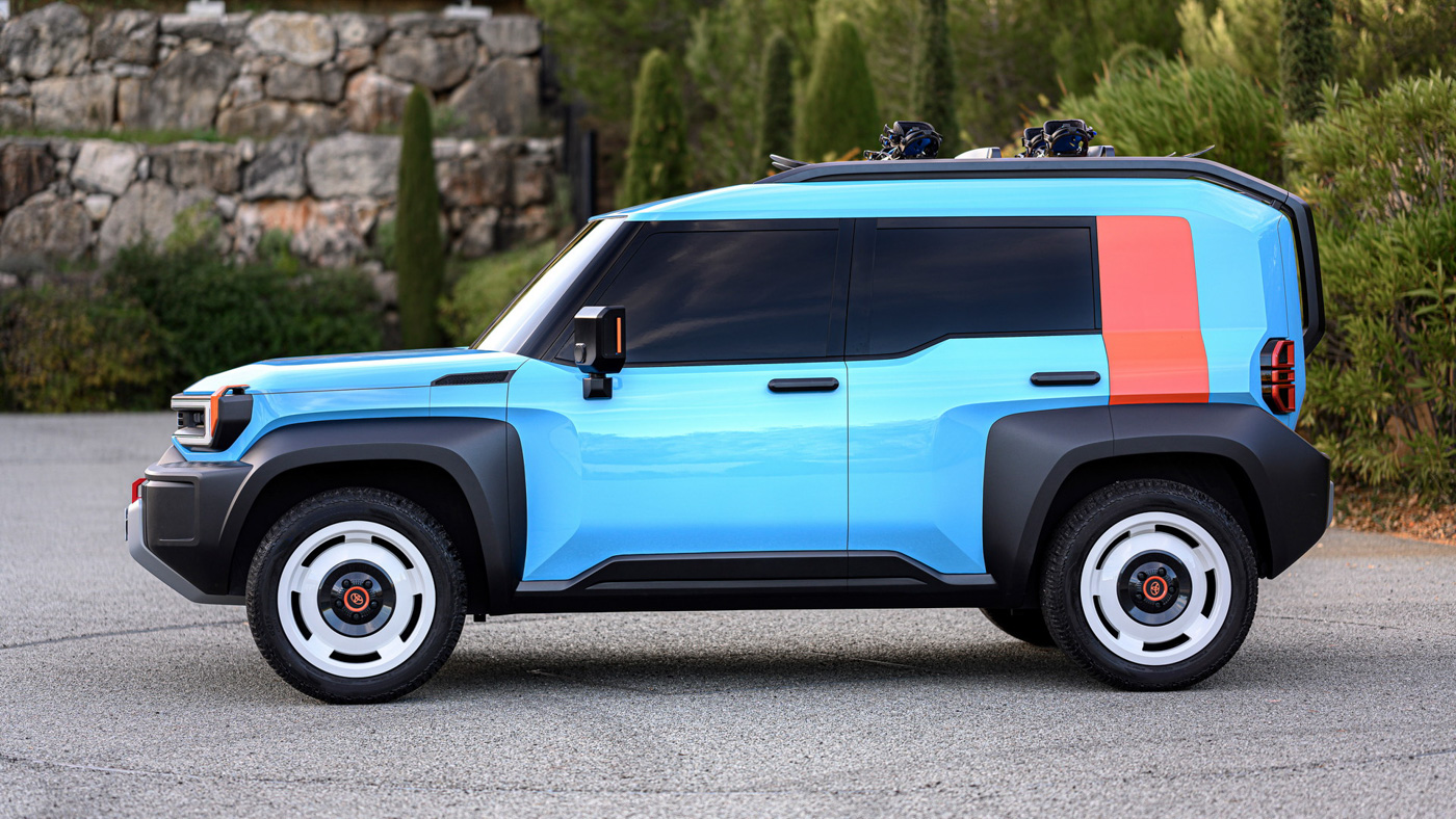 Toyota Compact Cruiser EV (2).JPG