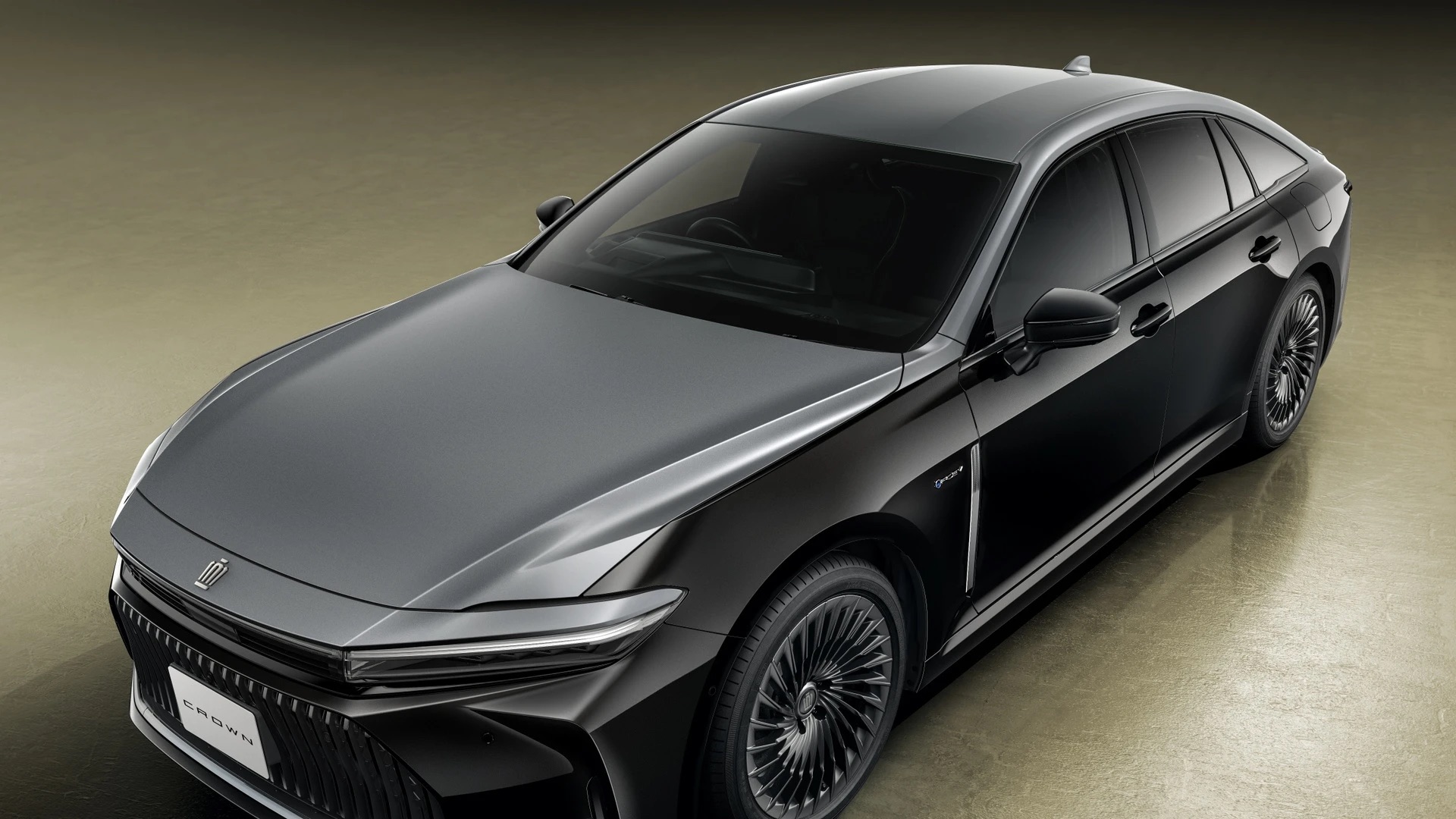 toyota-crown-anh-20.jpeg