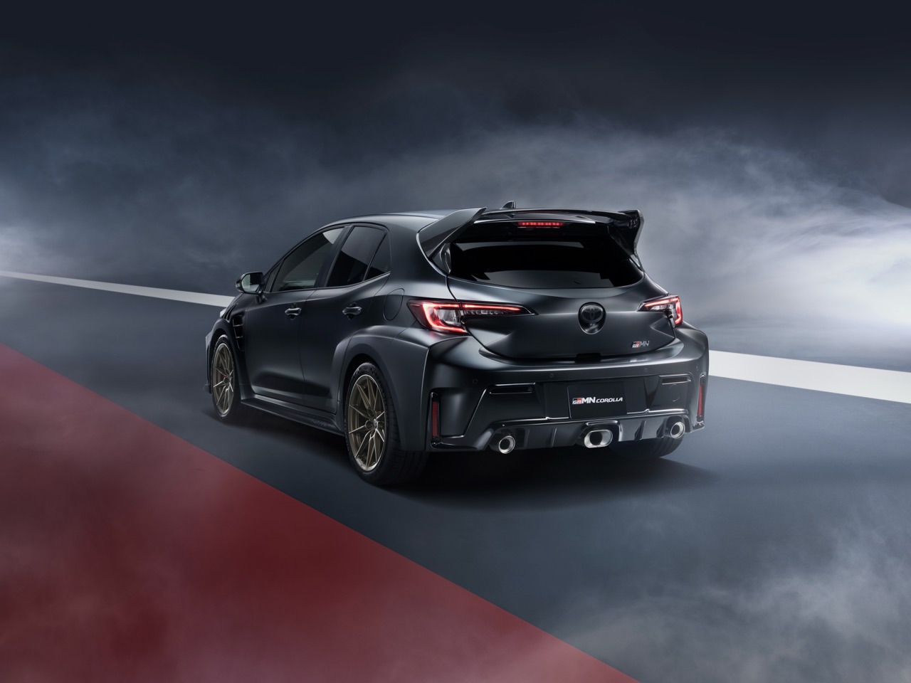 Toyota-GRMN-Corolla-anh-3.jpeg