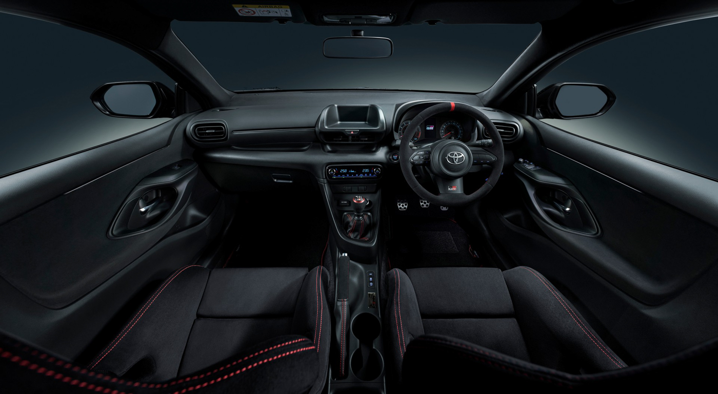 Toyota GRMN Yaris (18).JPG