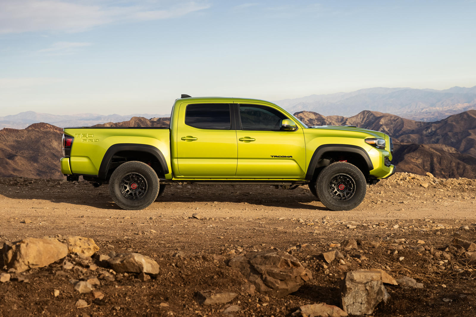 Toyota-ra-mắt-Tacoma-TRD-Pro-2022 (5).jpg
