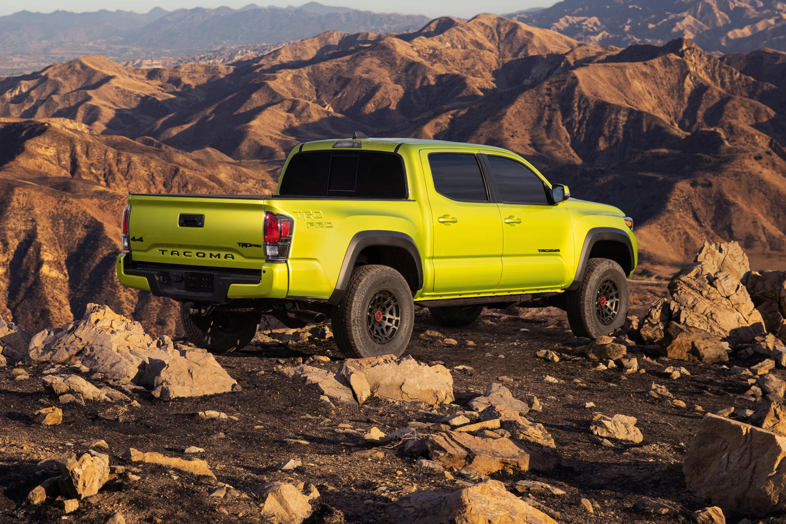 Toyota-ra-mắt-Tacoma-TRD-Pro-2022 (6).jpg